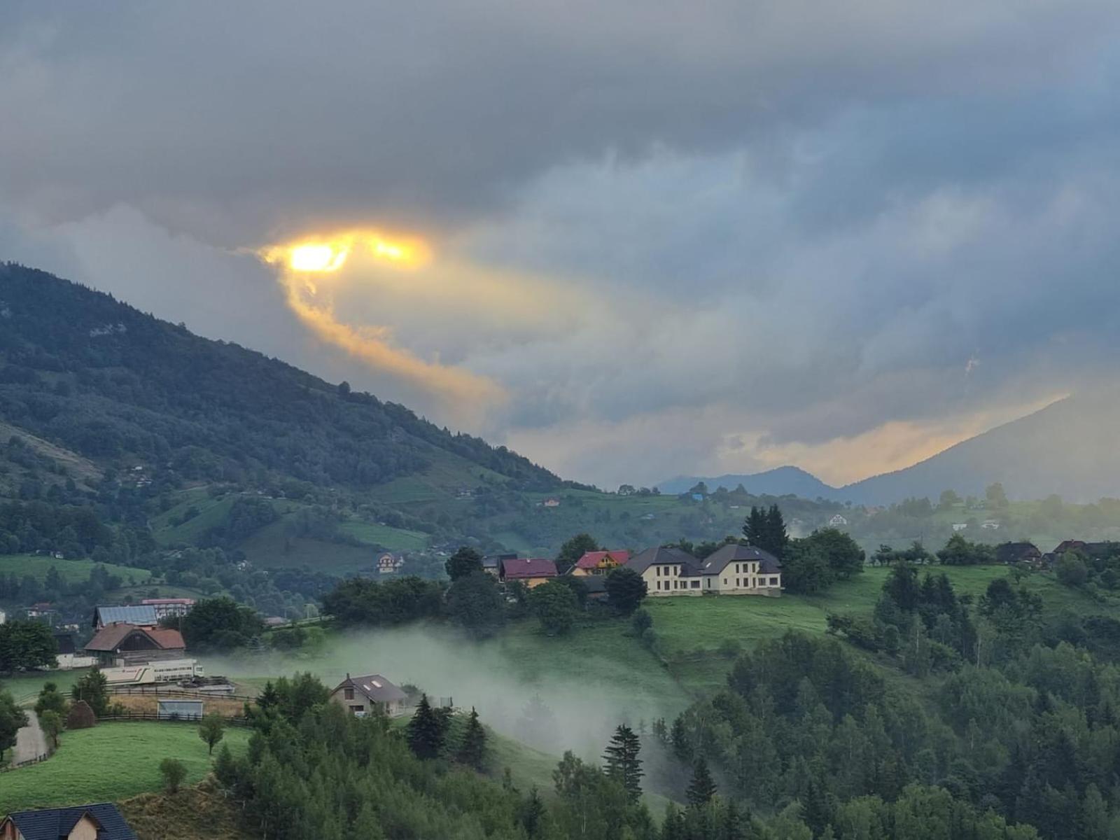 Mosorel Bed & Breakfast Măgura Екстериор снимка