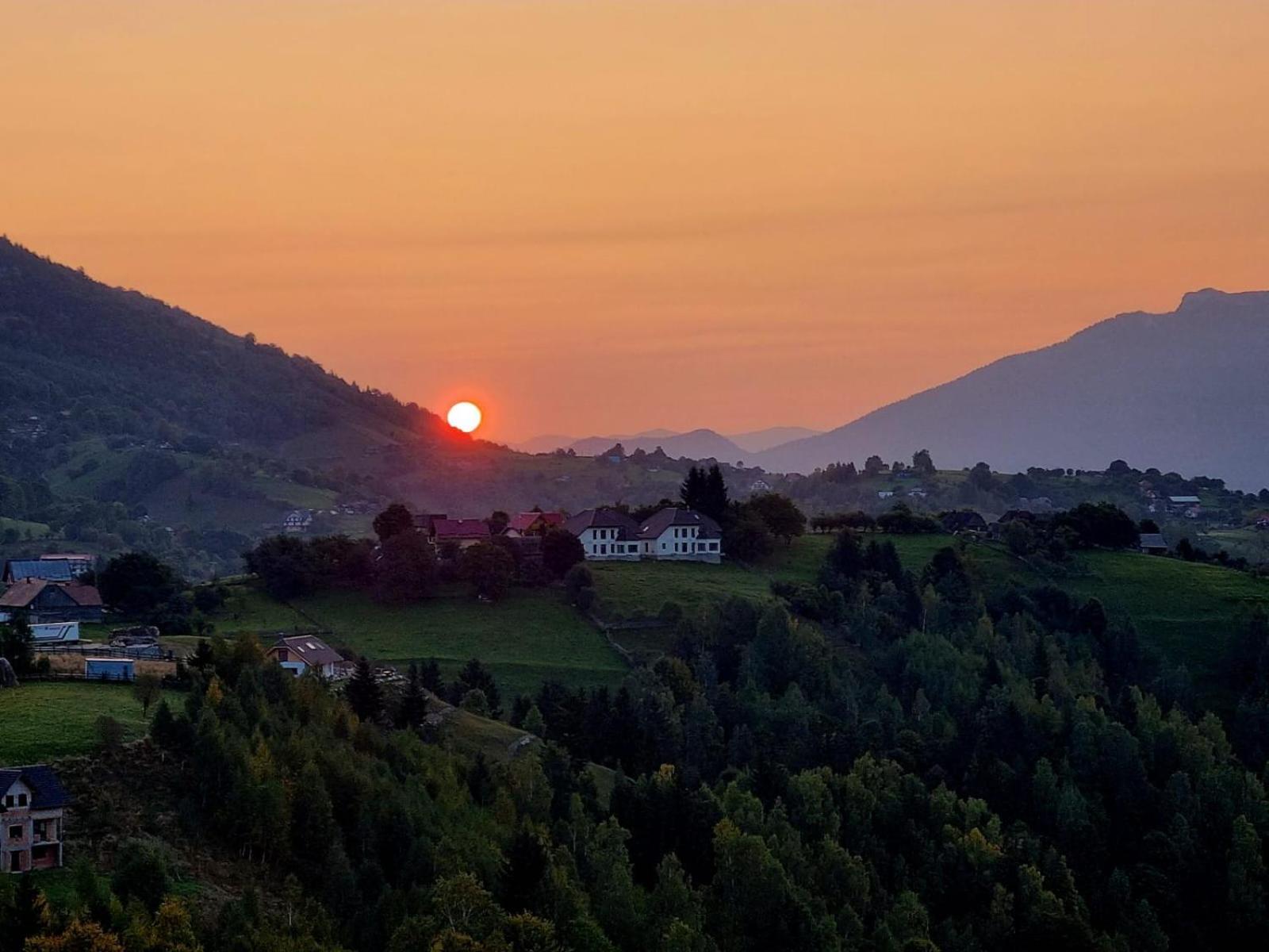 Mosorel Bed & Breakfast Măgura Екстериор снимка